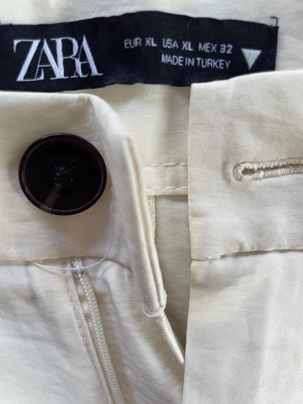Zara Women’s Light Cream Smooth Trousers